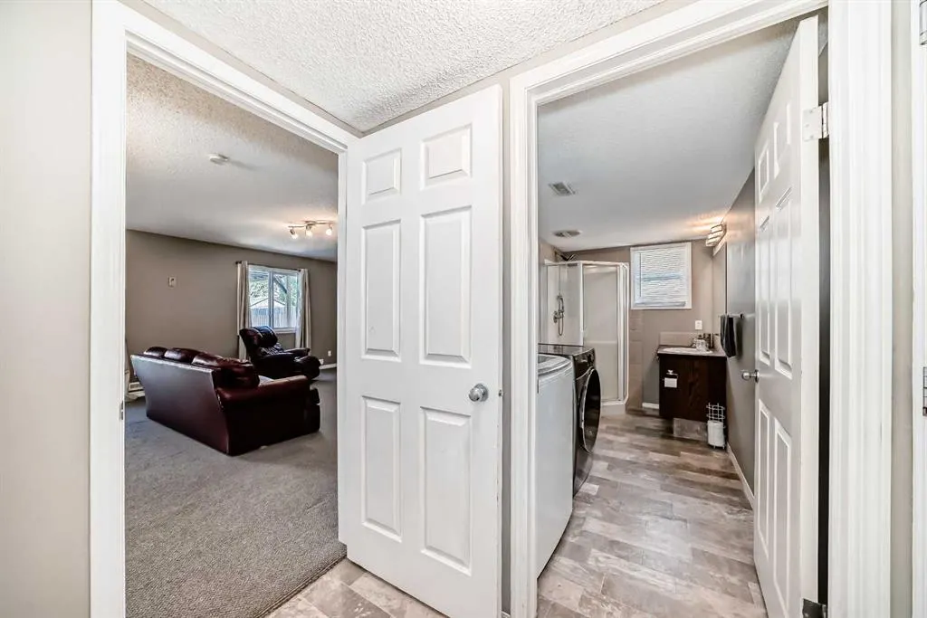 108 Hillview Drive