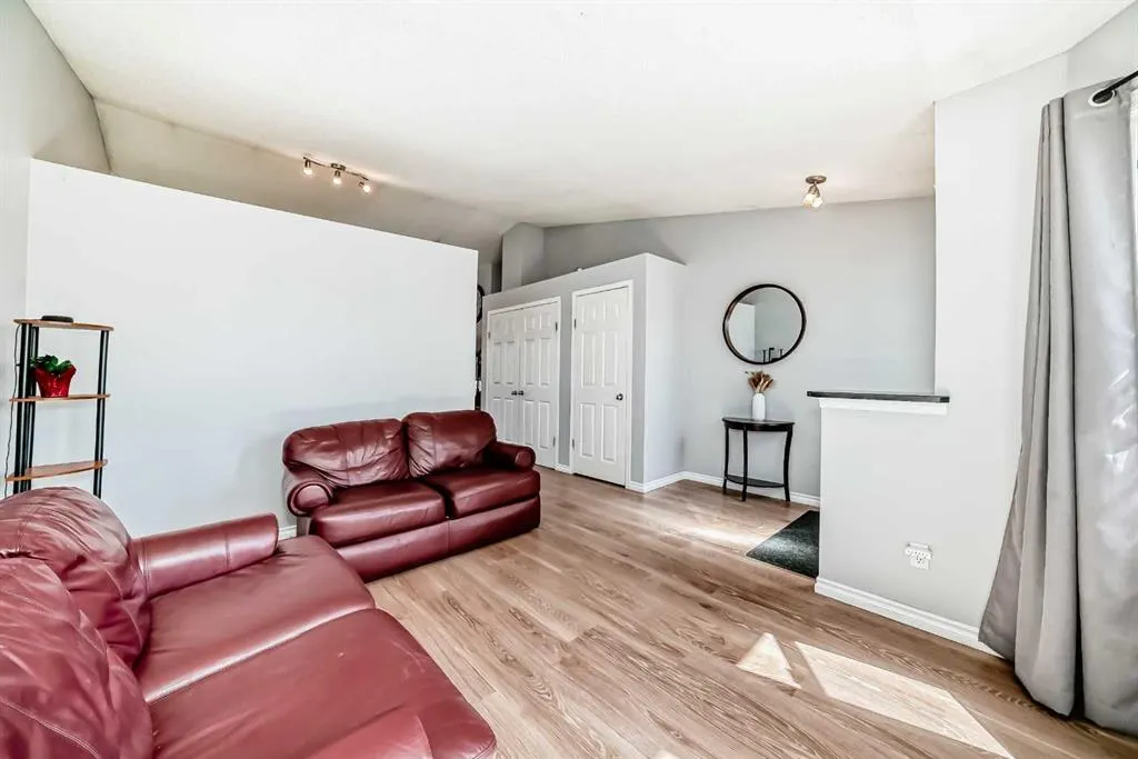 108 Hillview Drive