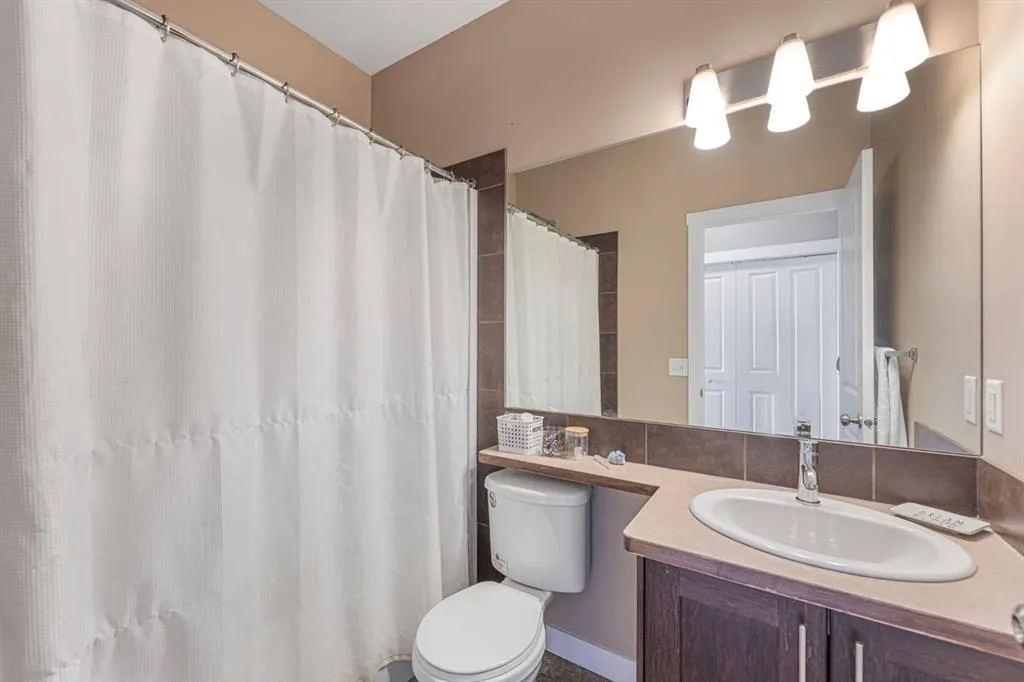 22 Skyview Ranch Gardens NE
