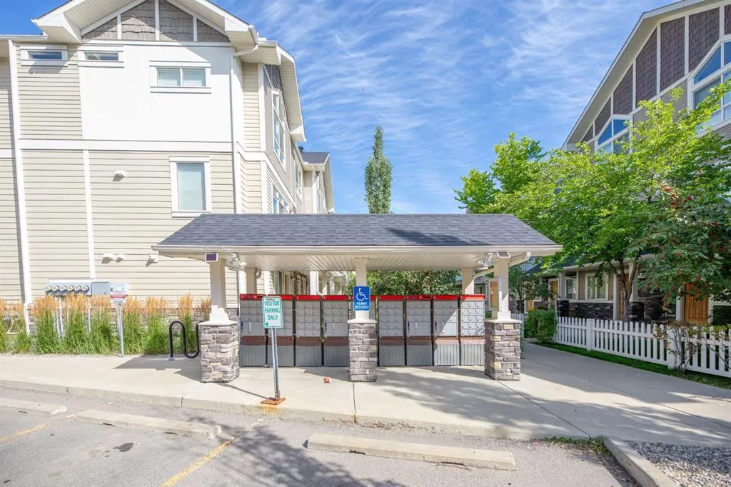 22 Skyview Ranch Gardens NE