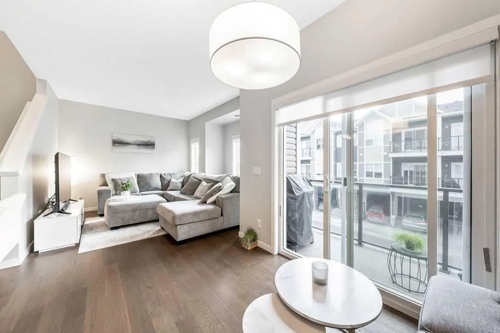 250 Fireside View, #1102
