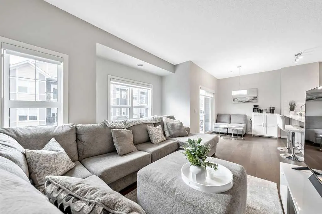 250 Fireside View, #1102