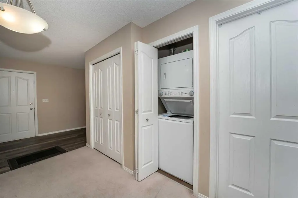 355 Taralake Way NE, #223