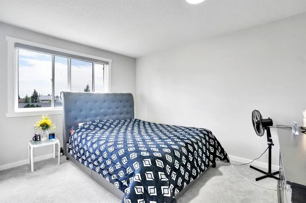 243 Castlebrook Road NE