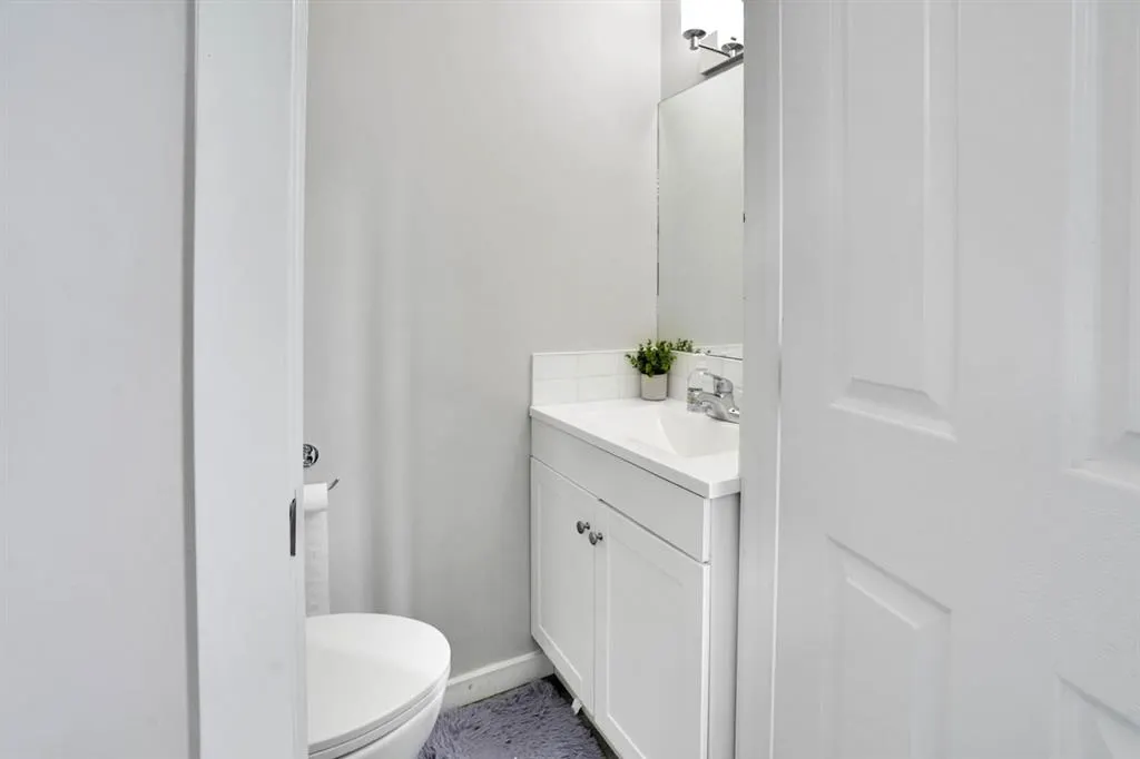 243 Castlebrook Road NE