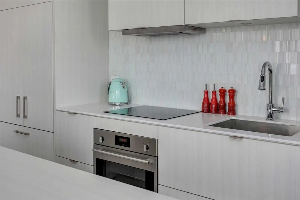 615 6 Avenue SE, #1107