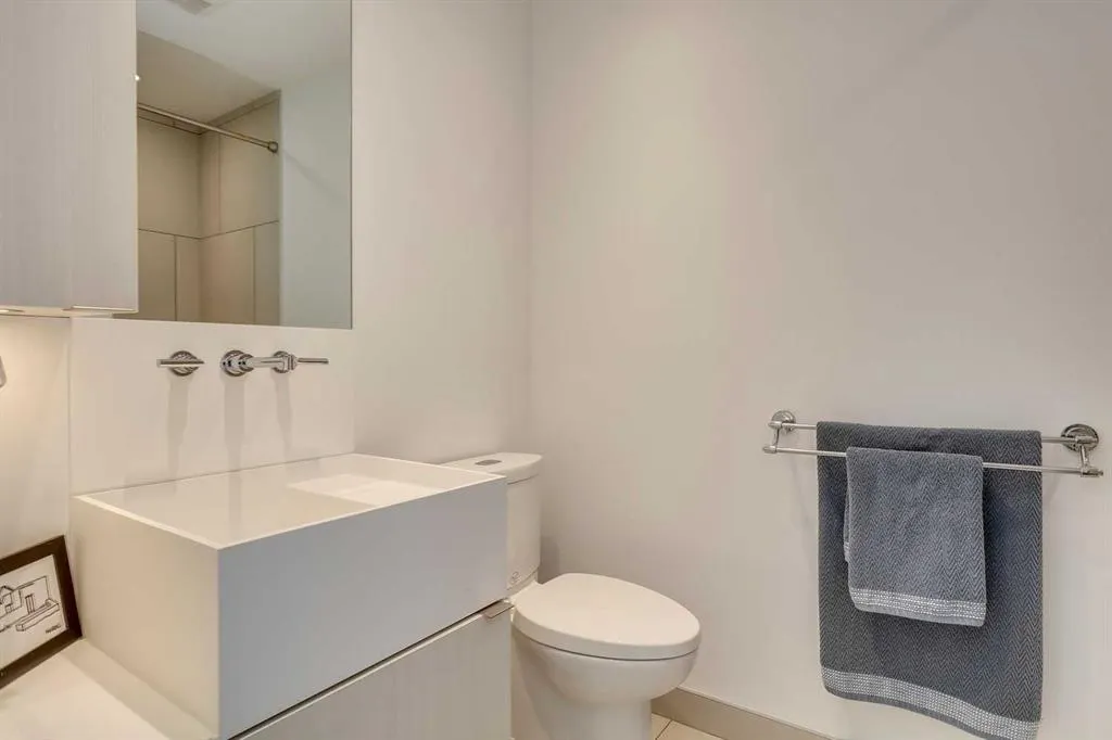 615 6 Avenue SE, #1107