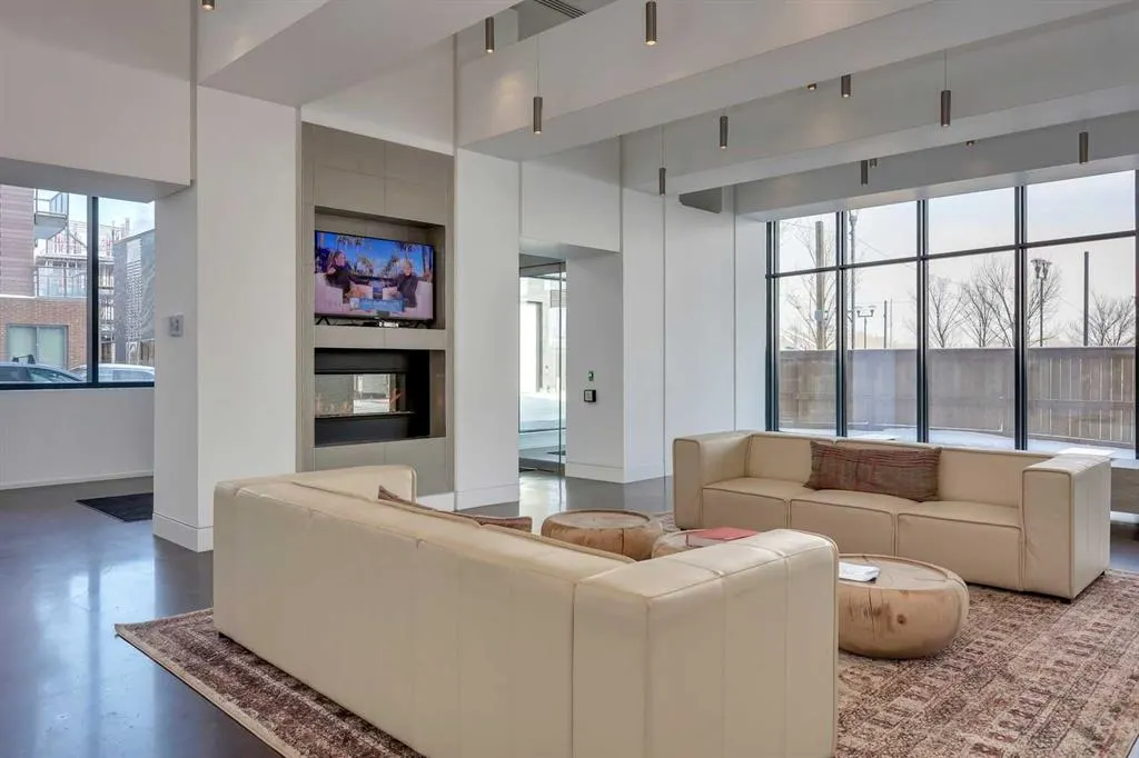 615 6 Avenue SE, #1107