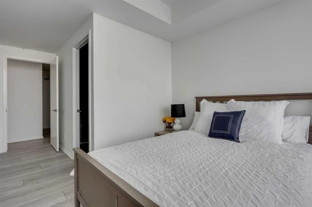 615 6 Avenue SE, #1107