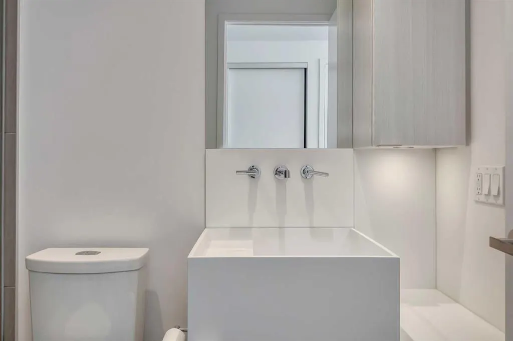 615 6 Avenue SE, #1107
