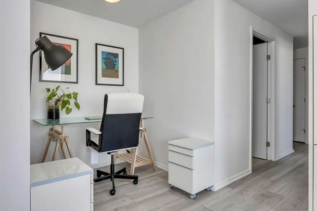 615 6 Avenue SE, #1107
