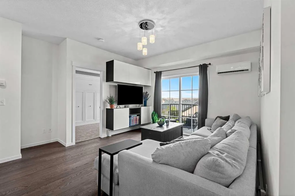 755 Copperpond Boulevard SE, #4406