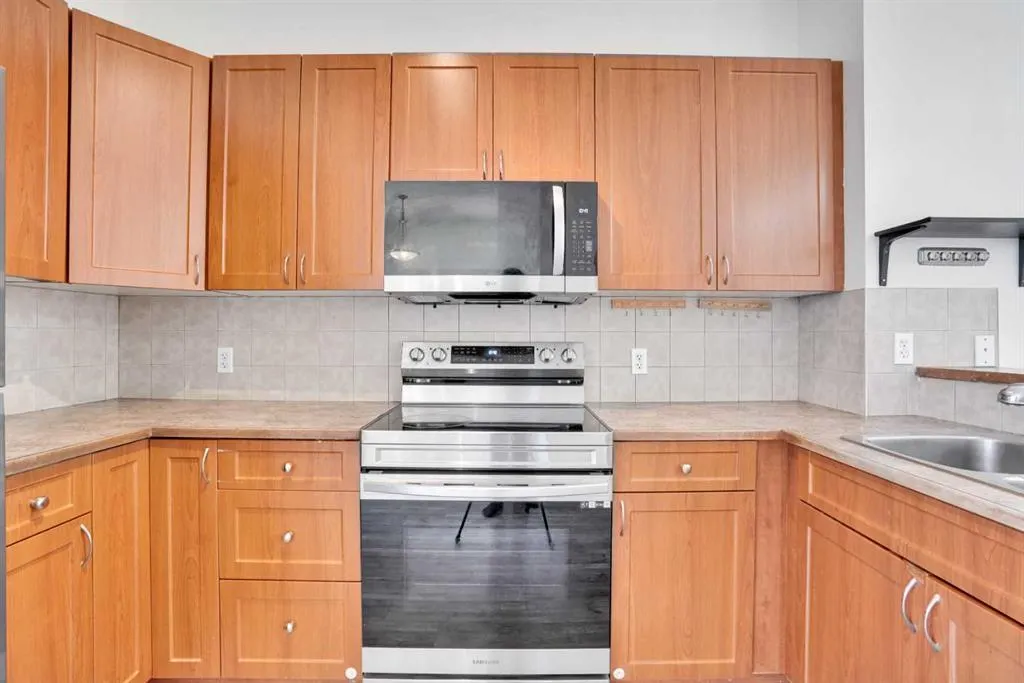 111 Tarawood Lane NE, #3505
