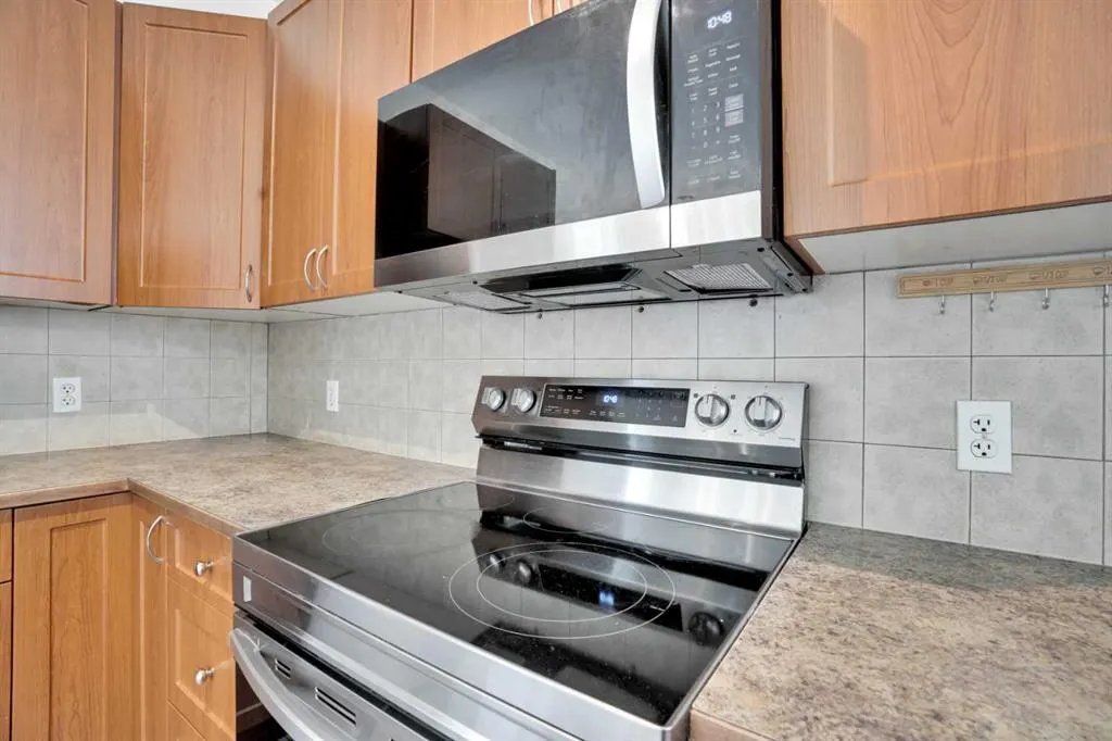 111 Tarawood Lane NE, #3505