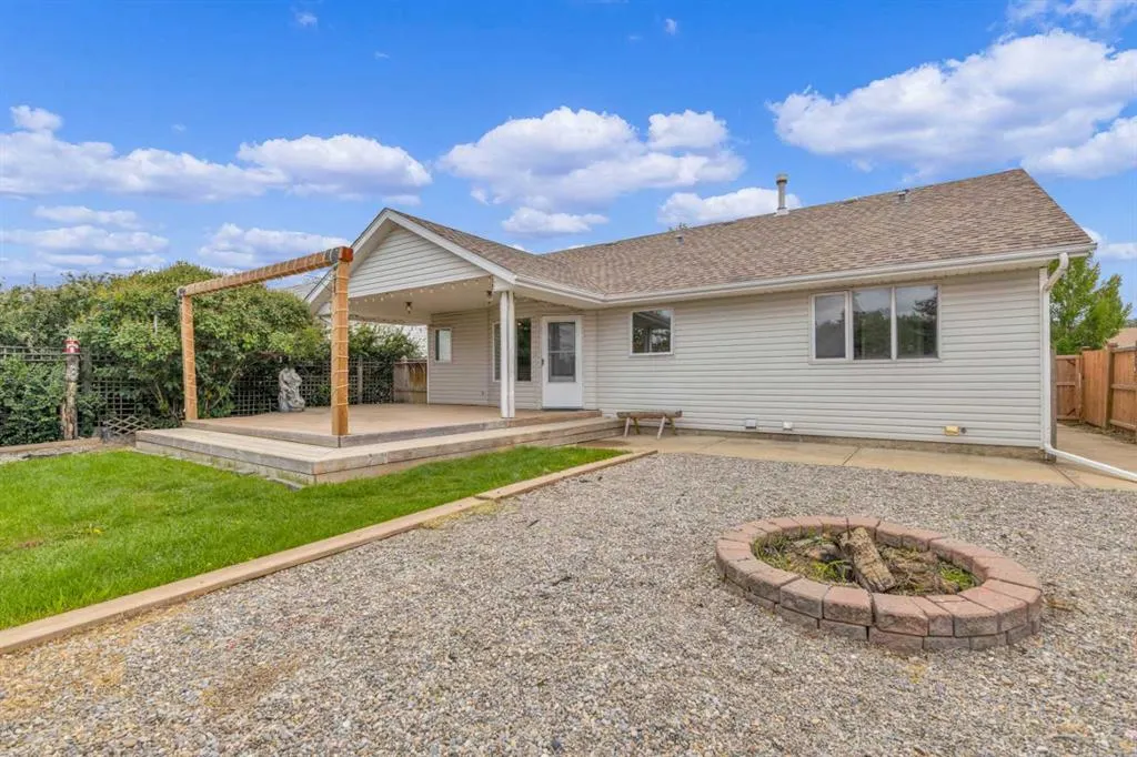 74 Perry Drive