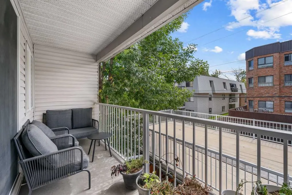 701 56 Avenue SW, #201