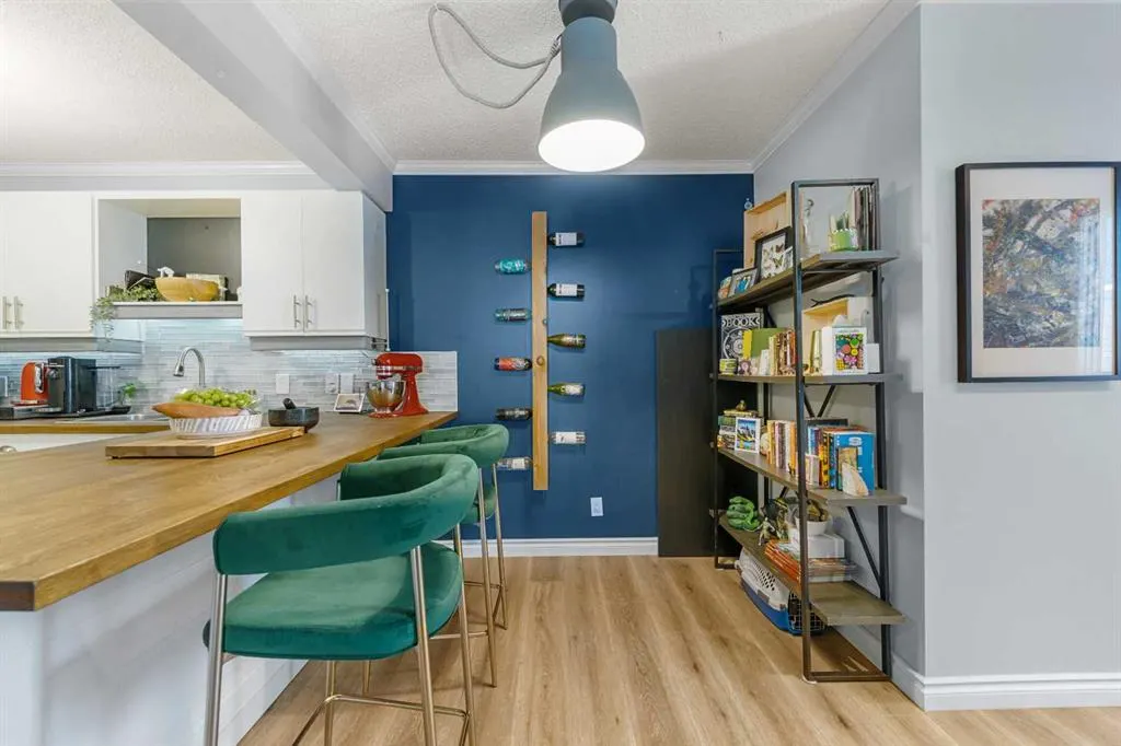 701 56 Avenue SW, #201
