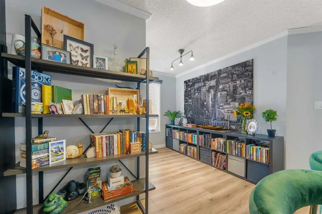 701 56 Avenue SW, #201