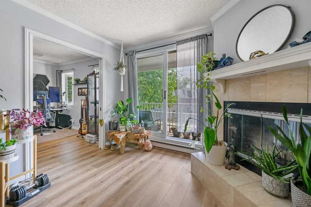 701 56 Avenue SW, #201