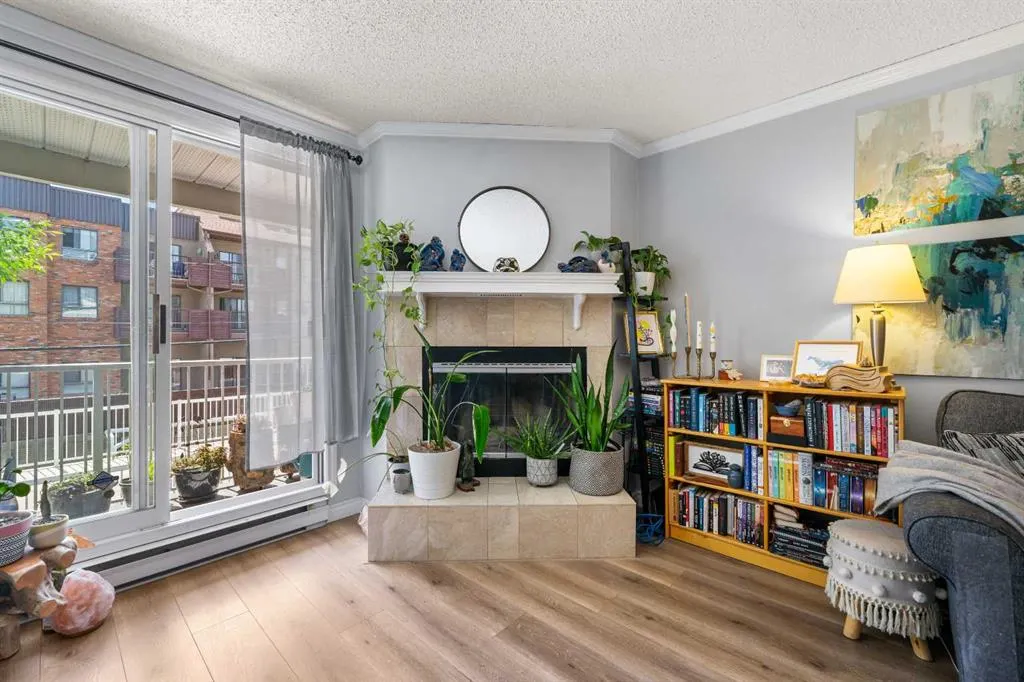 701 56 Avenue SW, #201