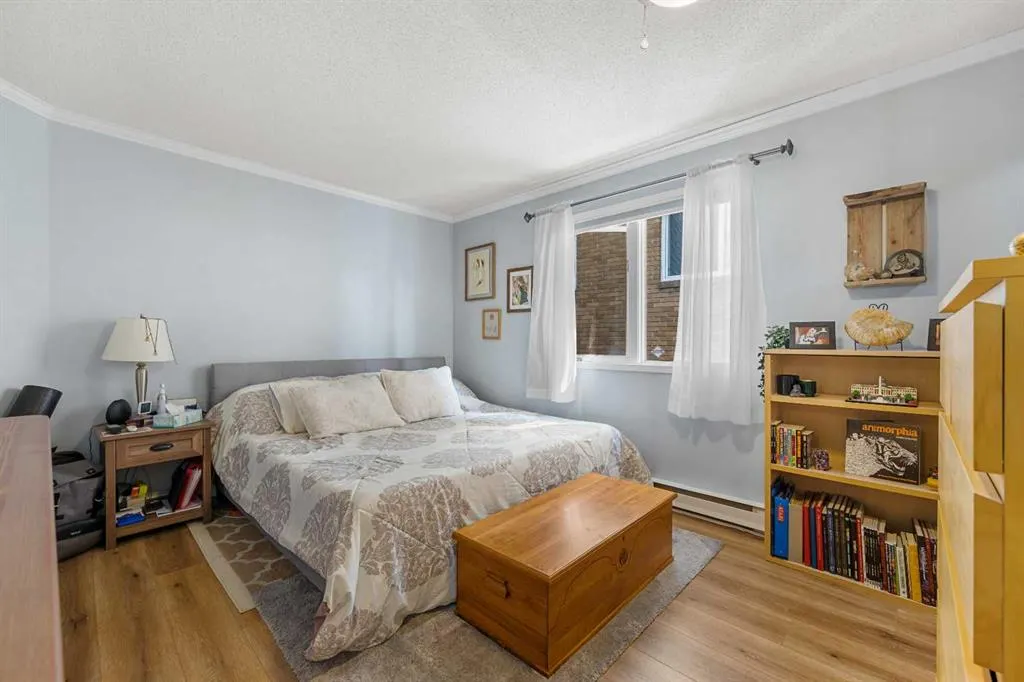 701 56 Avenue SW, #201