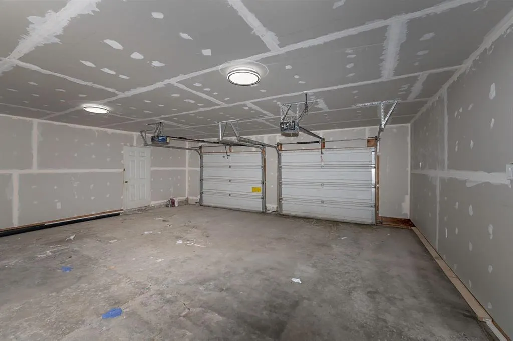 140 Whitworth Way