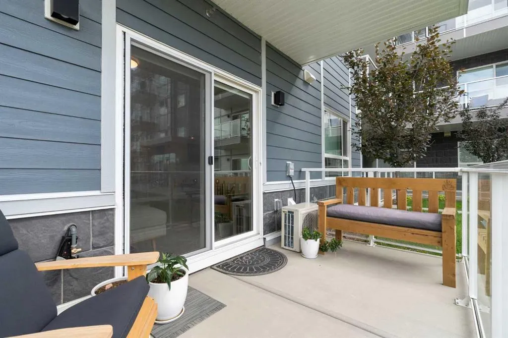 40 Carrington Plaza NW, #117