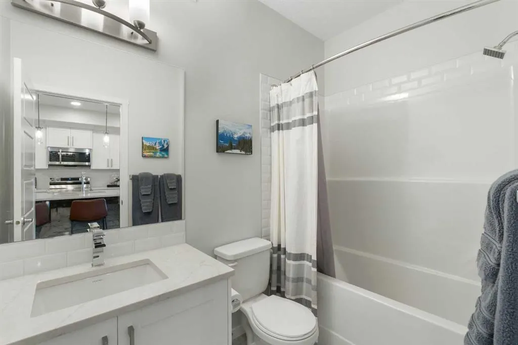40 Carrington Plaza NW, #117