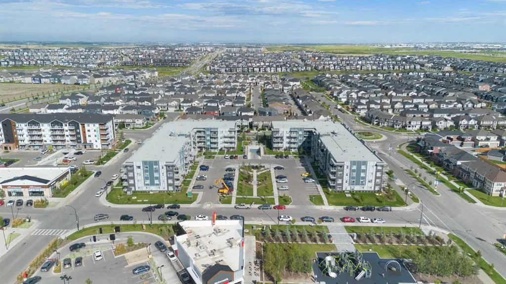 40 Carrington Plaza NW, #117
