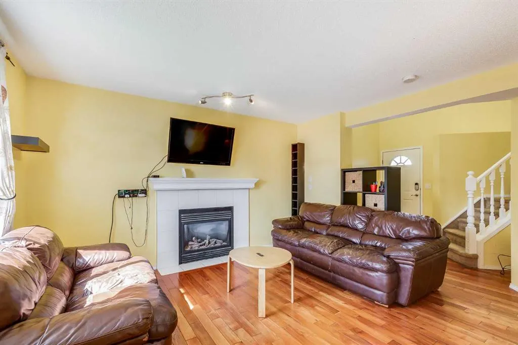 127 Tuscarora Way NW