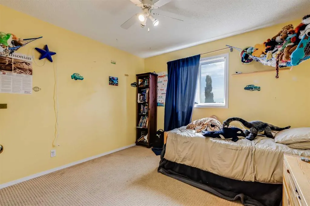 127 Tuscarora Way NW