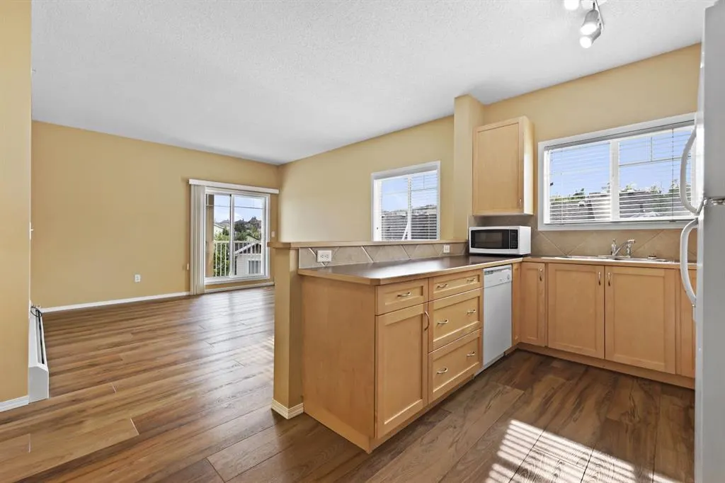 70 Panamount Drive NW, #8318
