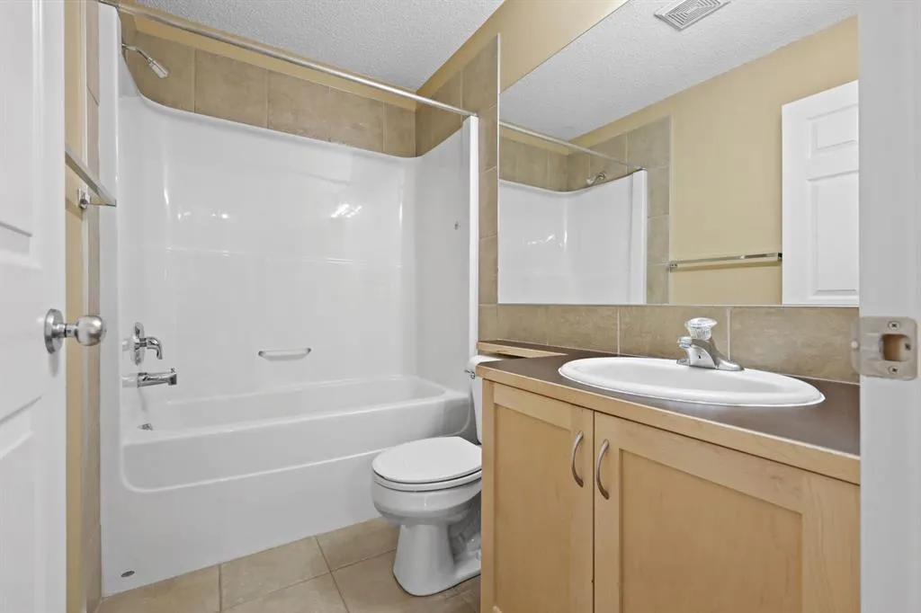 70 Panamount Drive NW, #8318