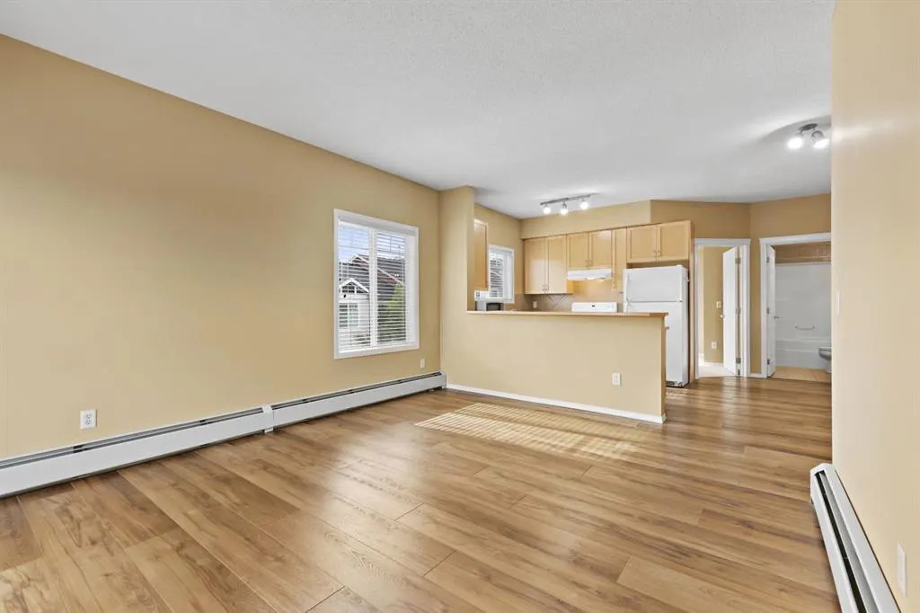 70 Panamount Drive NW, #8318
