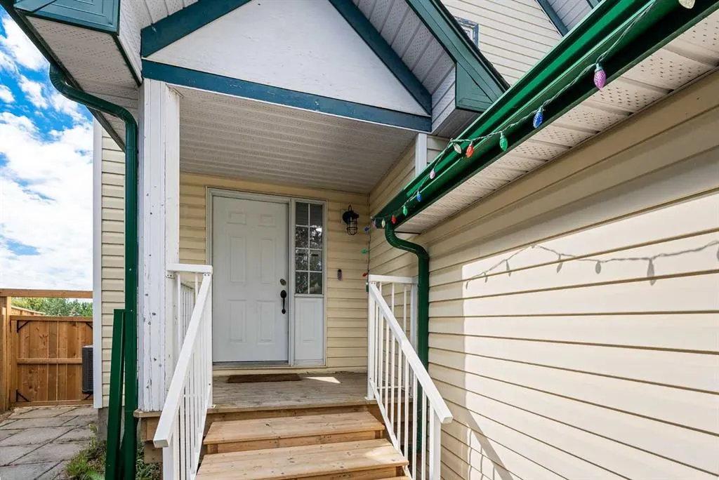 142 Creek Gardens Place NW