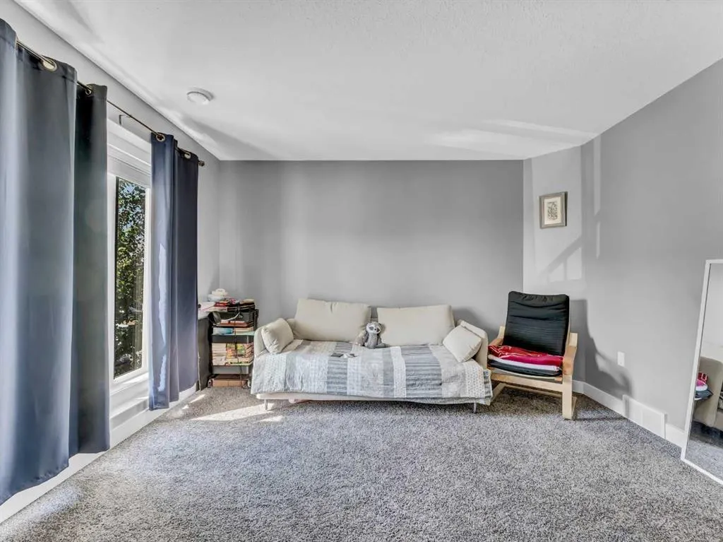 103 Somerset Lane SE