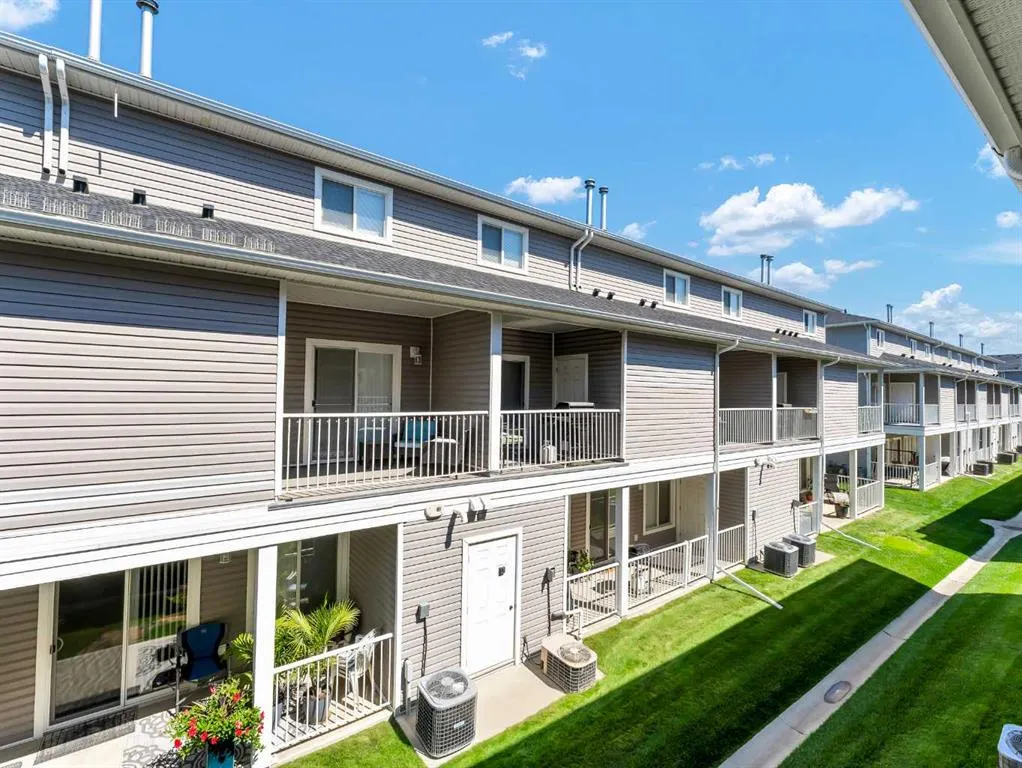 103 Somerset Lane SE