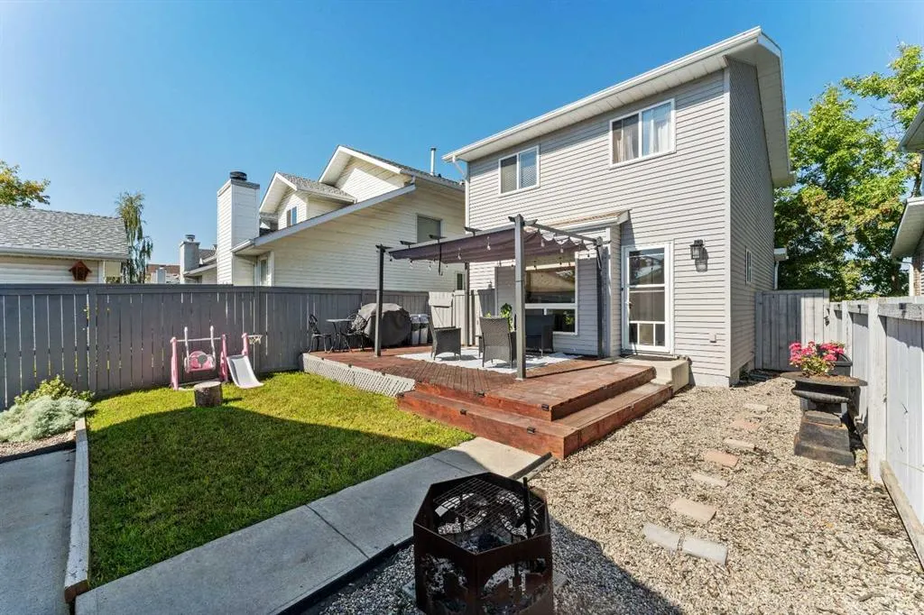 815 Erin Woods Drive SE