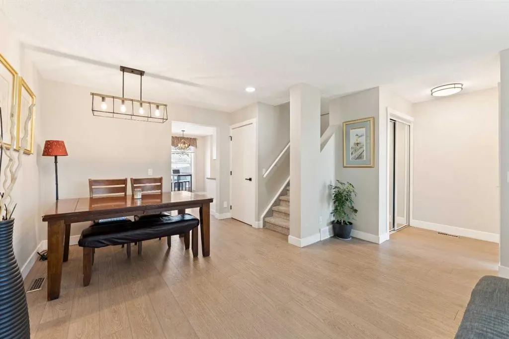 815 Erin Woods Drive SE