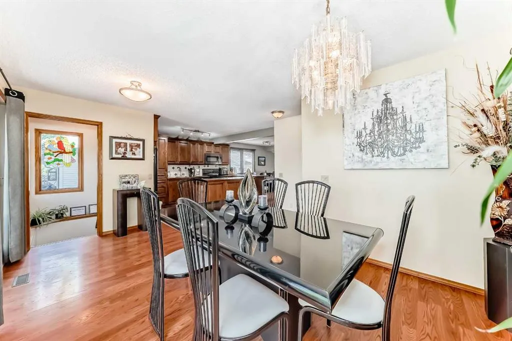 22 Glenhill Drive