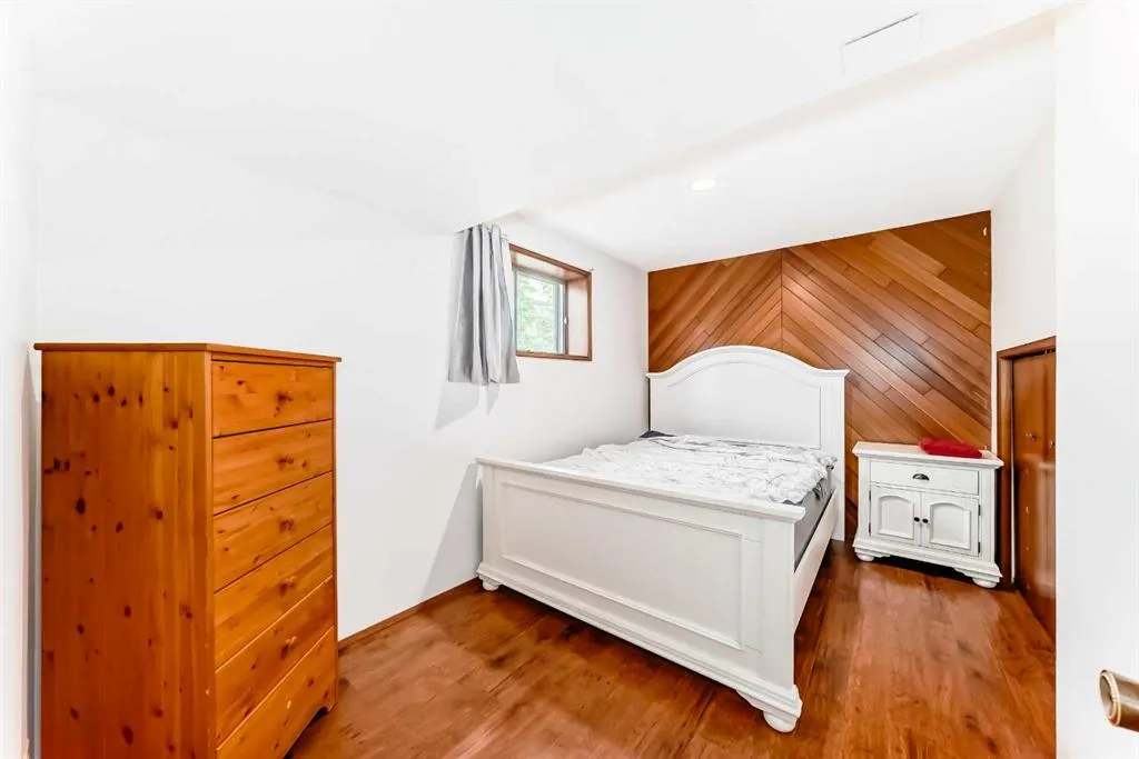 22 Glenhill Drive