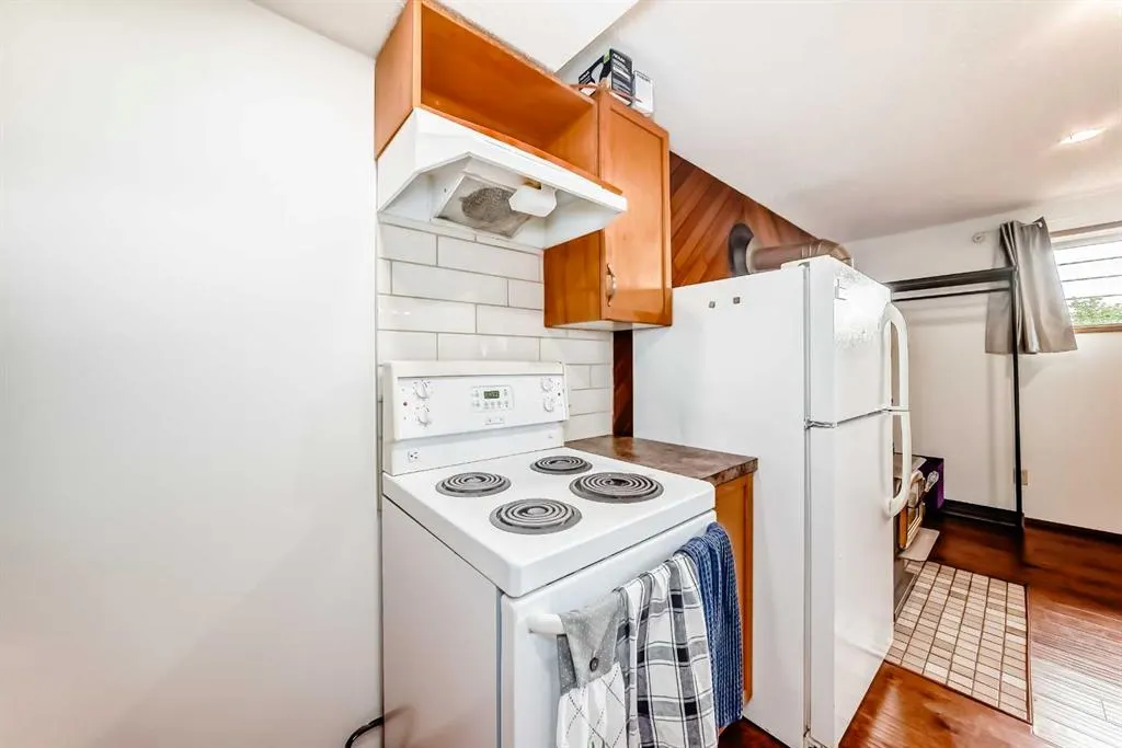 22 Glenhill Drive