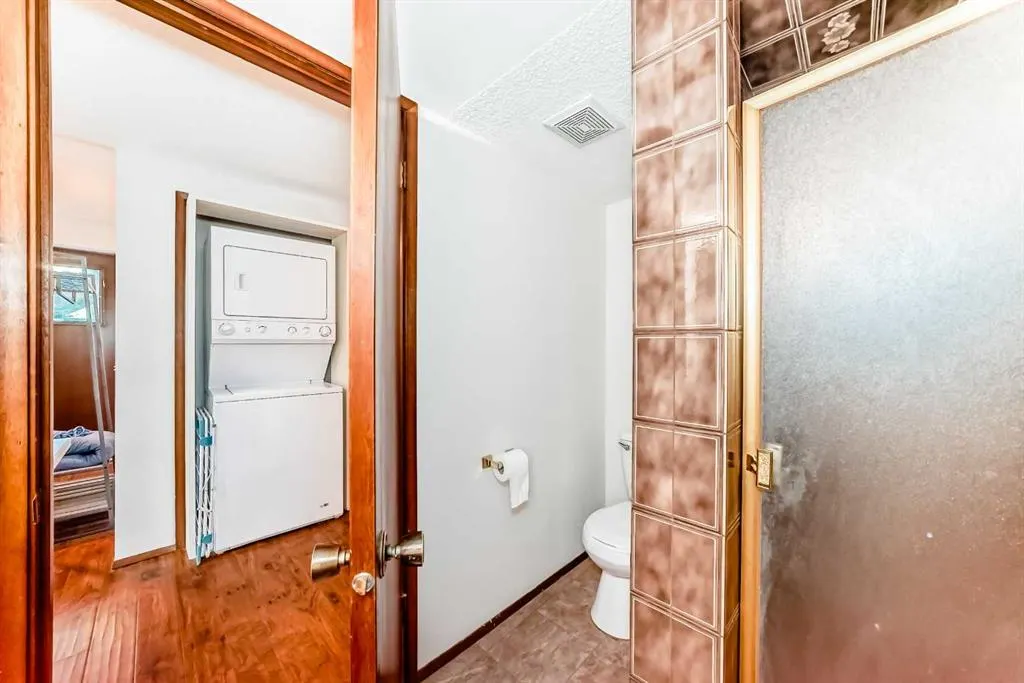 22 Glenhill Drive
