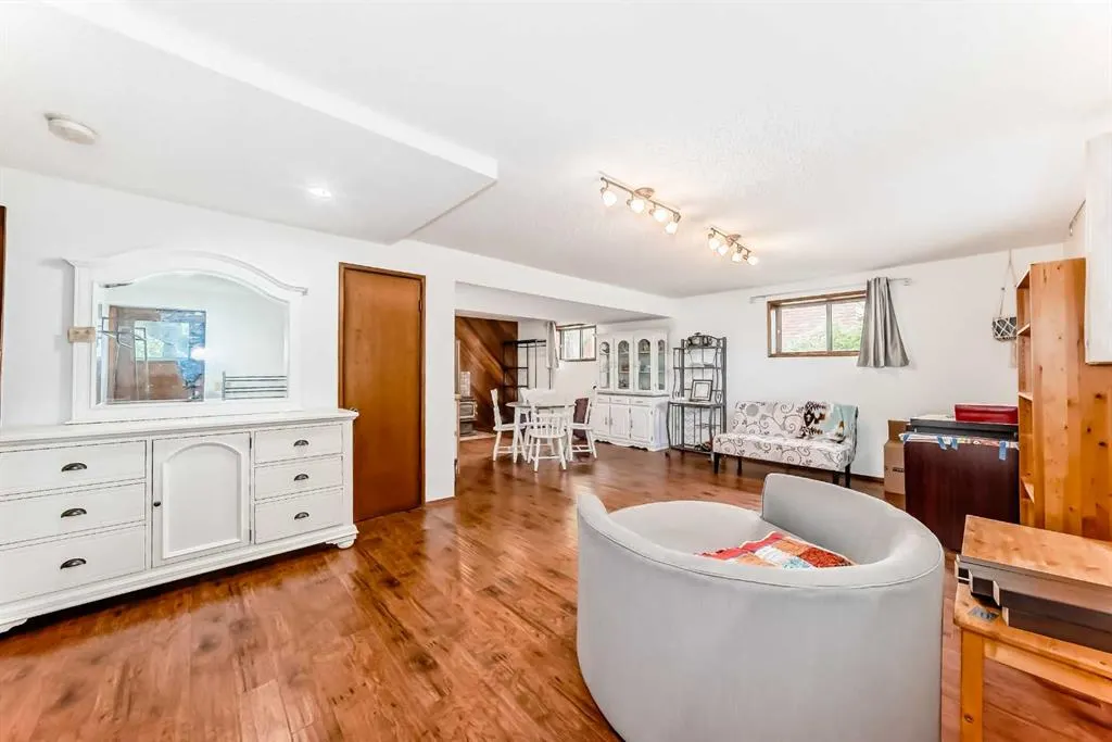 22 Glenhill Drive
