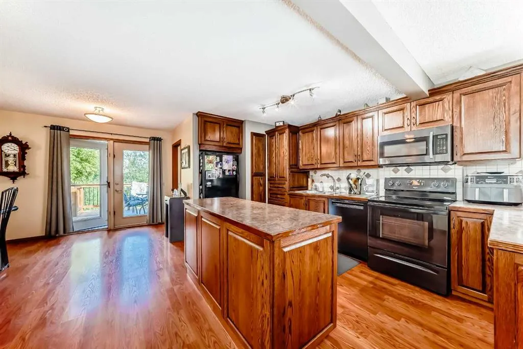 22 Glenhill Drive