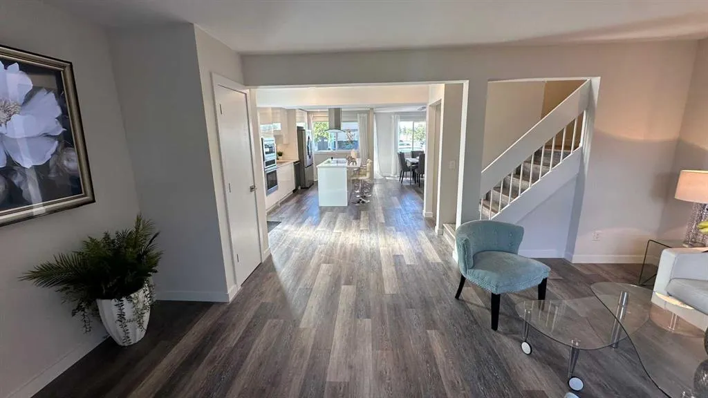6223 31 Avenue NW, #206