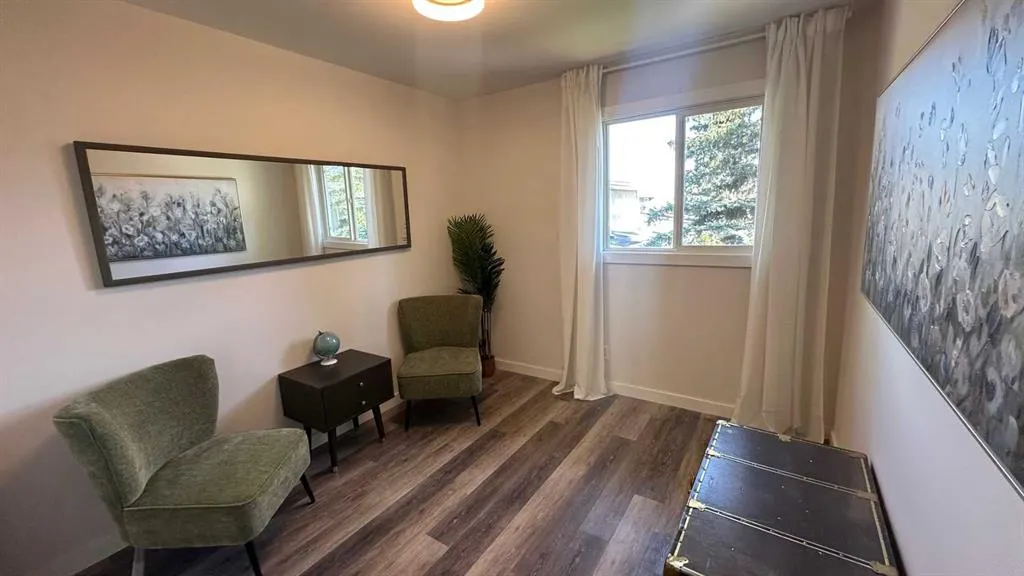 6223 31 Avenue NW, #206