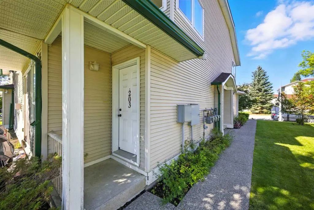 616 19 Street SE, #203
