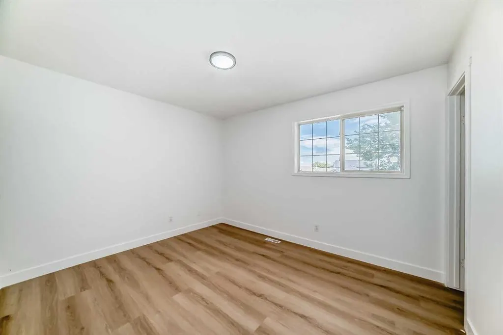 37 Martinbrook Link NE