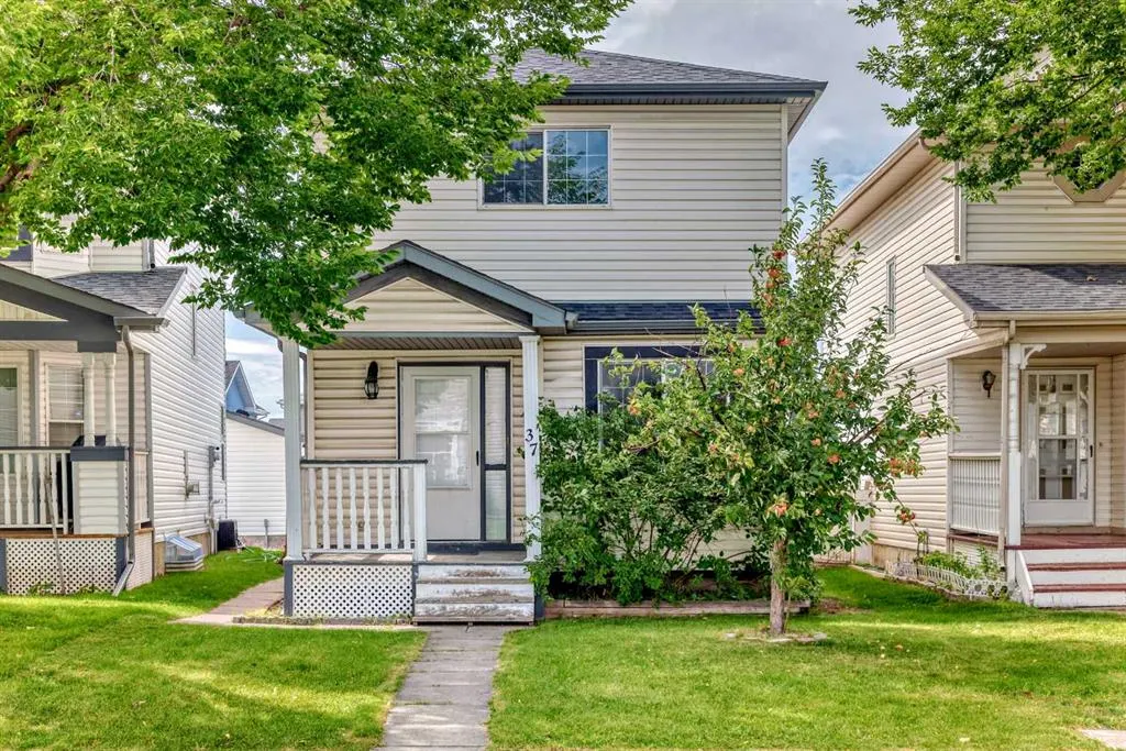37 Martinbrook Link NE